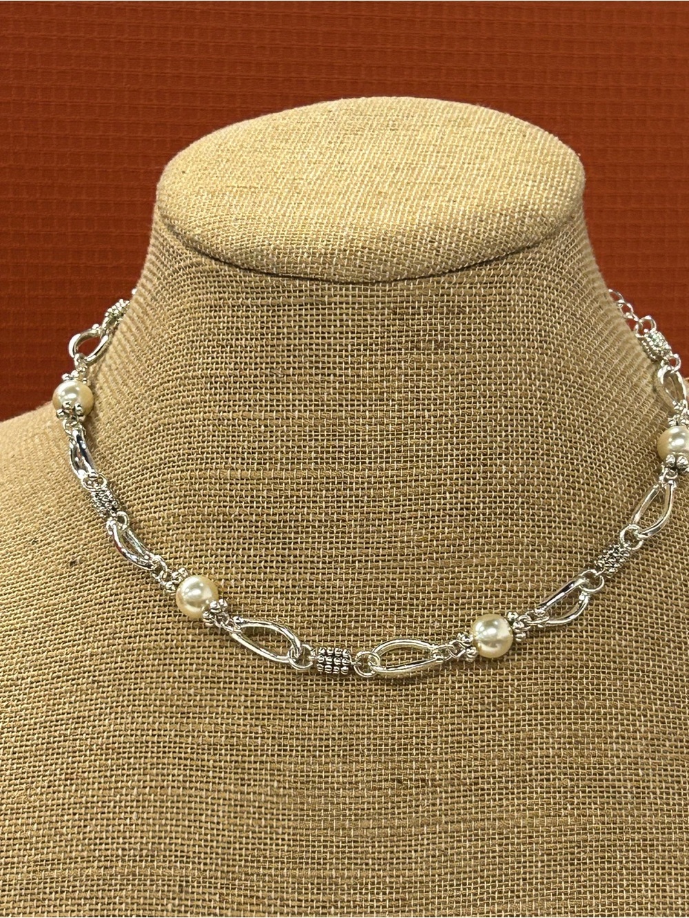 Cookie Lee Silver faux pearl choker length necklace